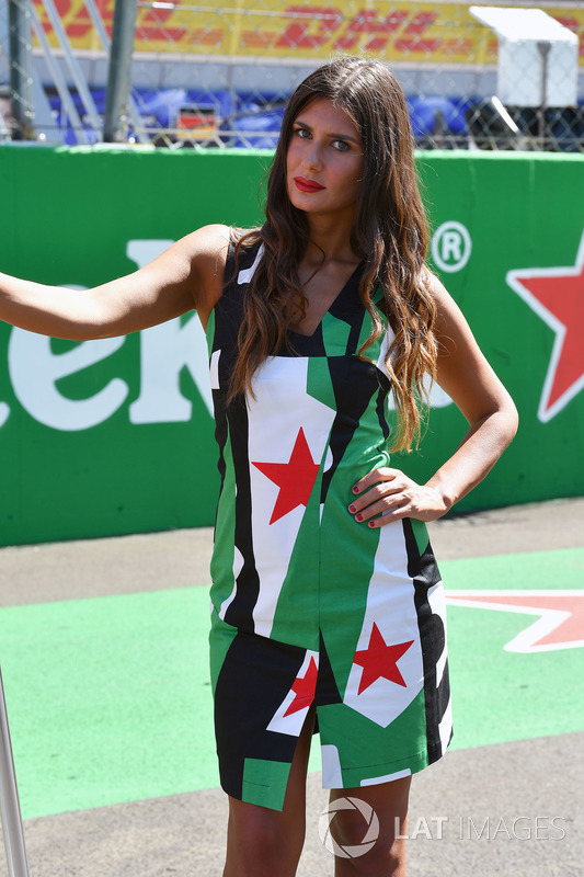 Grid girl