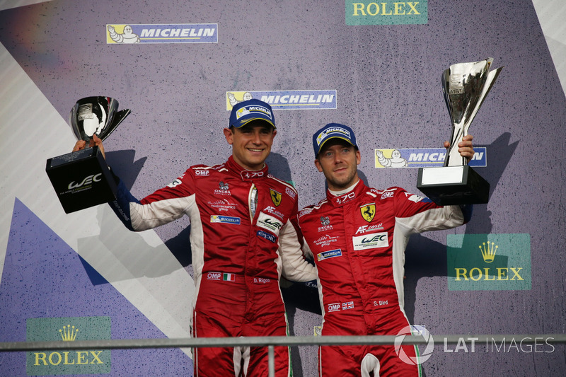 Podium GTE Pro: #71 AF Corse Ferrari 488 GTE: Davide Rigon, Sam Bird