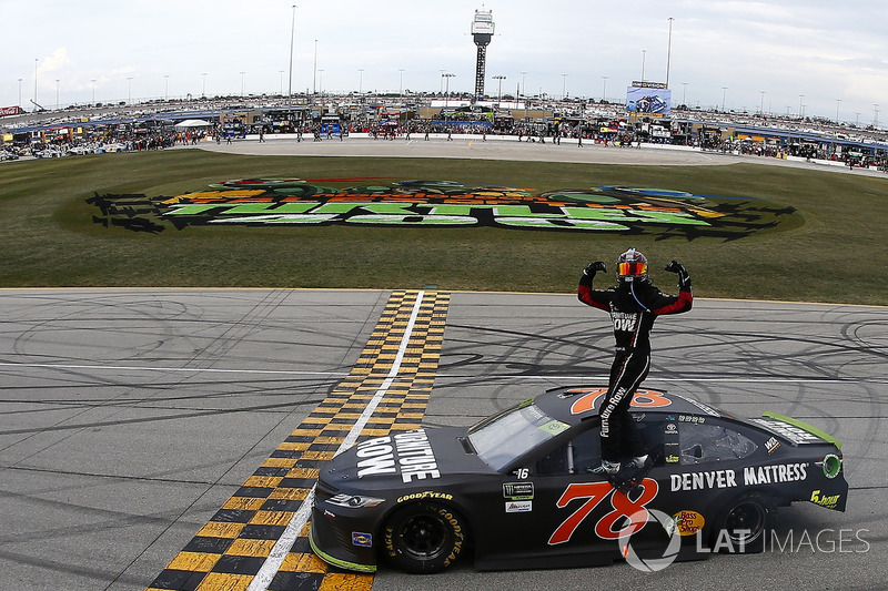 Chicago (Illinois): Martin Truex Jr. (Furniture-Row-Toyota)