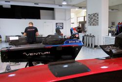 L'officina del Team Venturi