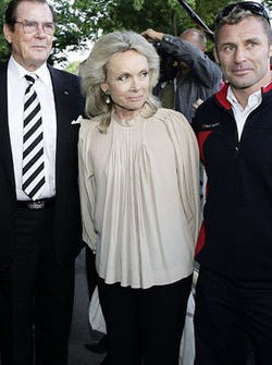 Roger Moore, Kristina Tholstrup, Tom Kristensen
