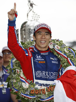 Winner Takuma Sato, Andretti Autosport Honda