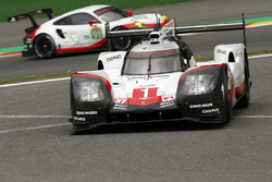 #1 Porsche Team Porsche 919 Hybrid: Neel Jani, Andre Lotterer, Nick Tandy