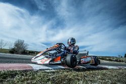 Carlos Sainz Jr., Scuderia Toro Rosso lors d'un roulage au Karting Club Correcaminos de Recas