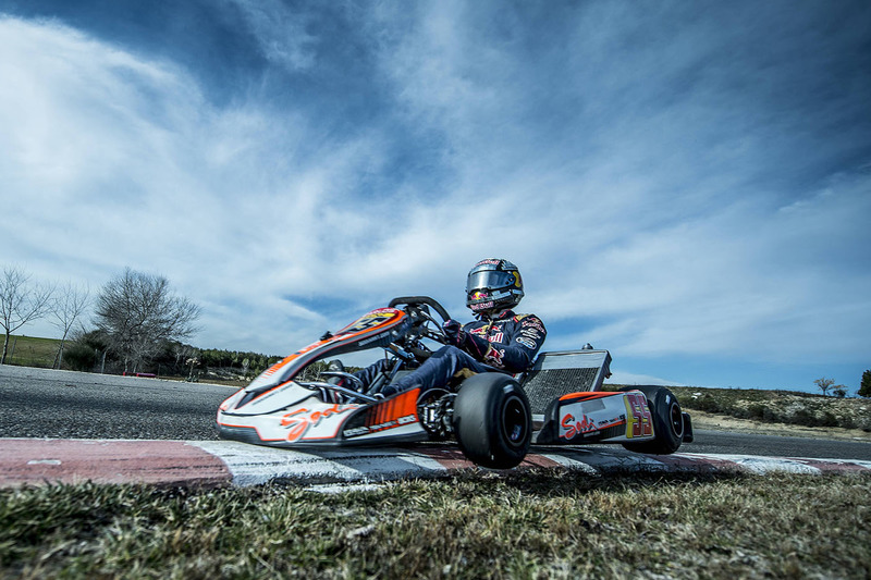 Carlos Sainz Jr., Scuderia Toro Rosso entrenando en el circuito de karting de Recas (Toledo)