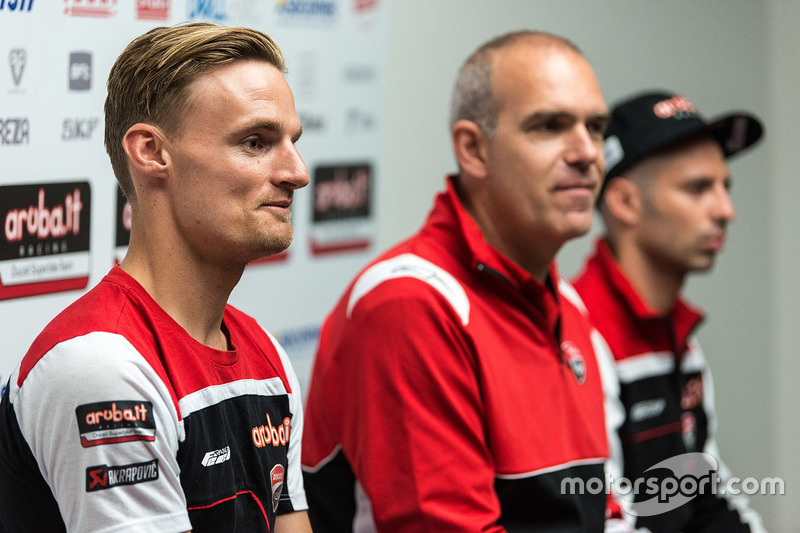 Marco Melandri, Ducati Team, Chaz Davies, Ducati Team, Ernesto Marinelli, directeur du projet Ducati Superbike