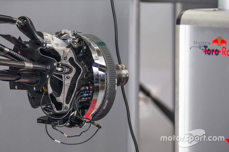 Scuderia Toro Rosso STR12