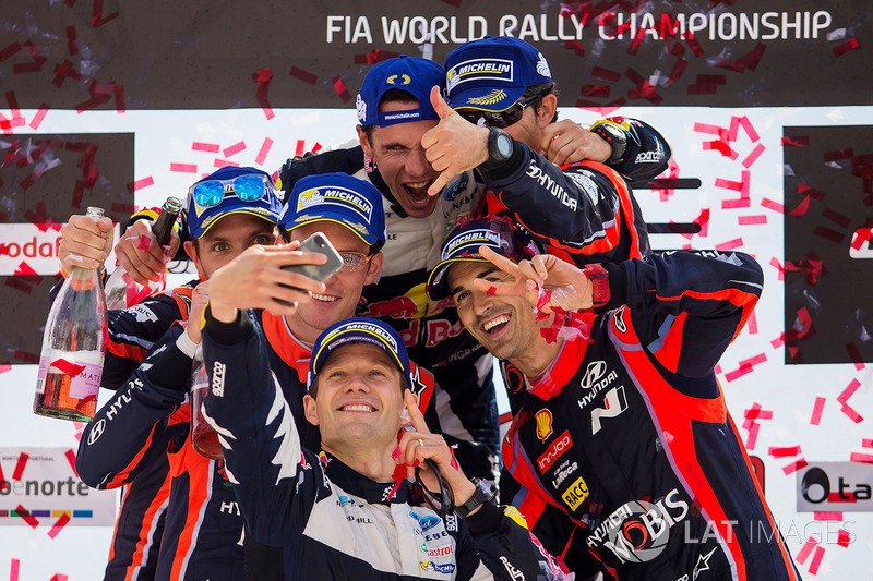 Les vainqueurs Sébastien Ogier, Julien Ingrassia, M-Sport, les deuxièmes Thierry Neuville, Nicolas Gilsoul, les troisièmes Dani Sordo, Marc Marti, Hyundai Motorsport