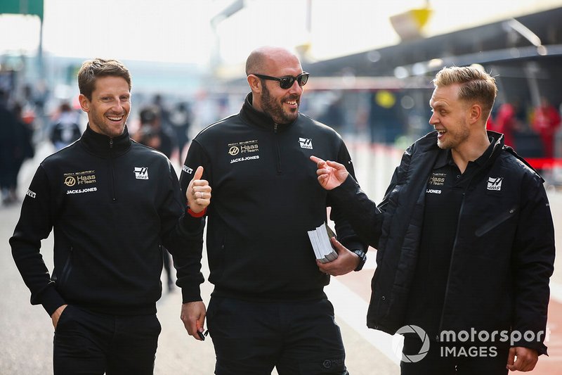 Romain Grosjean, Haas F1 and Kevin Magnussen, Haas F1