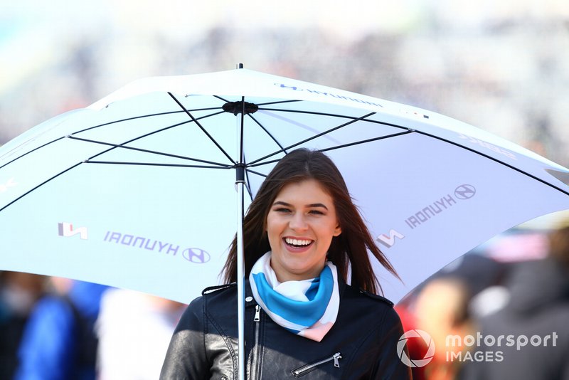 Grid girl