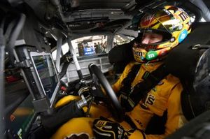 Kyle Busch, Joe Gibbs Racing, Toyota Camry M&M's Chocolate Bar