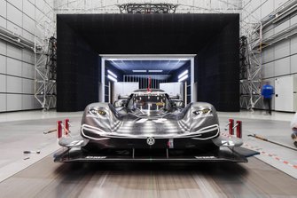 Volkswagen ID. R in the wind tunnel