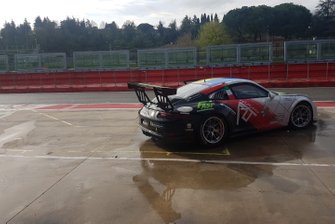 Porsche Tsunami RT, in pit lane