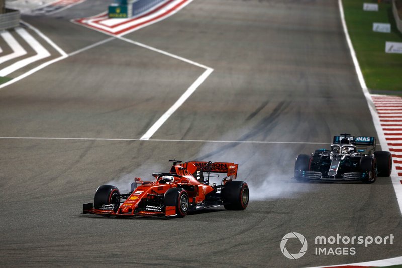 Sebastian Vettel, Ferrari SF90, Lewis Hamilton, Mercedes AMG F1 W10
