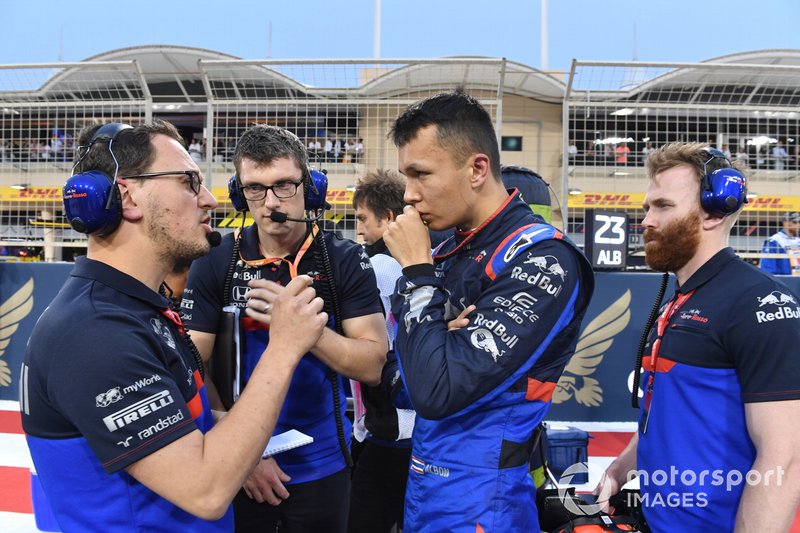 Alexander Albon, Toro Rosso, on the grid