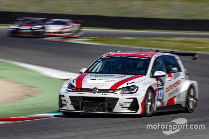 #112 Autorama Motorsport by Wolf-Power Racing Volkswagen Golf GTi TCR Fabian Danz, Jan Sorensen, Kristian Jepsen