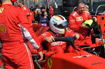 Sebastian Vettel, Ferrari, sur la grille