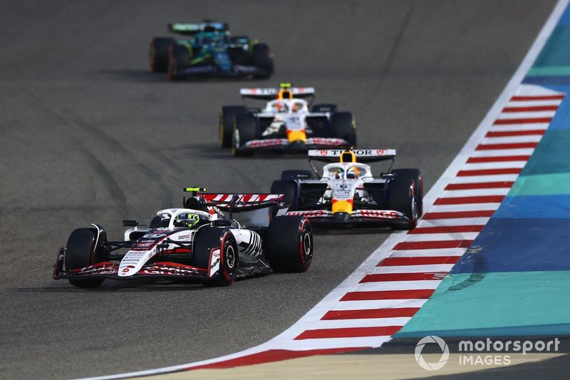 Liam Lawson, Racing Bulls Team, Oliver Bearman, Haas F1 Team, Isack Hadjar, Racing Bulls Team