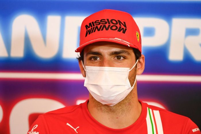 Carlos Sainz Jr., Ferrari en la rueda de prensa de pilotos