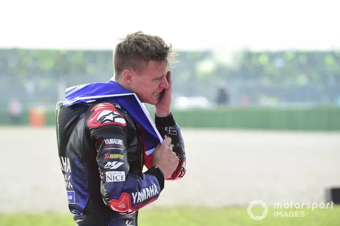 El Campeón del Mundo Fabio Quartararo, Yamaha Factory Racing celebra