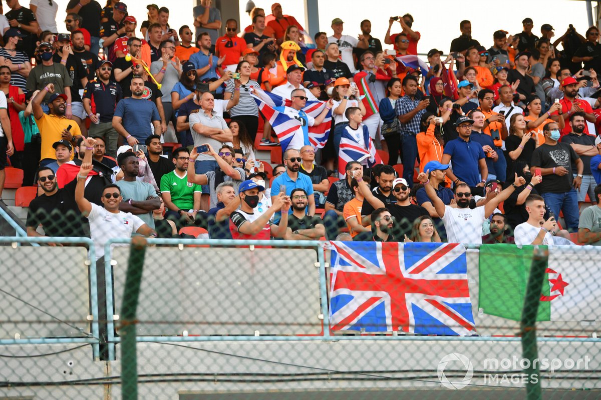 Fans en las gradas