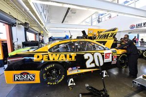 Erik Jones, Joe Gibbs Racing, Toyota Camry DeWalt