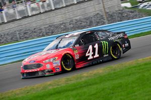 Kurt Busch, Stewart-Haas Racing, Ford Fusion Haas Automation/Monster Energy