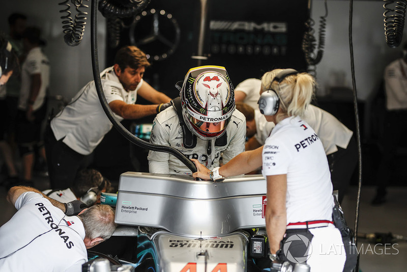 Lewis Hamilton, Mercedes AMG F1 W09