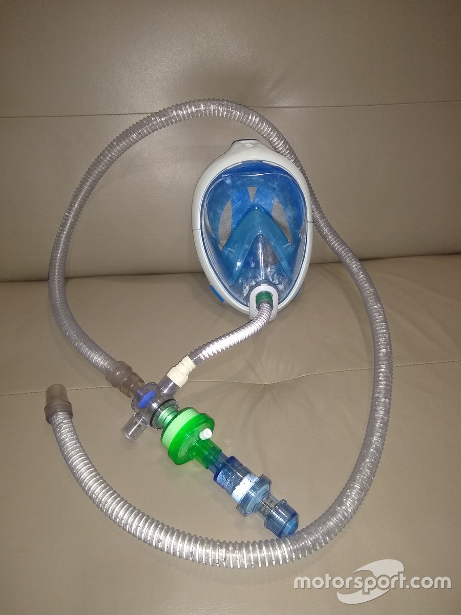 Máscara para contenção do vírus no ambiente