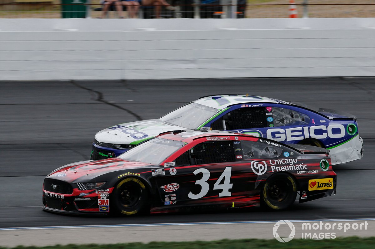 Michael McDowell, Front Row Motorsports, Chicago Pnuematic Ford Mustang, Ty Dillon, Germain Racing, GEICO Chevrolet Camaro