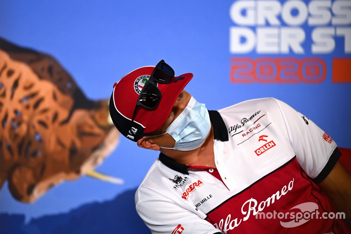 Kimi Raikkonen, Alfa Romeo en la conferencia de prensa