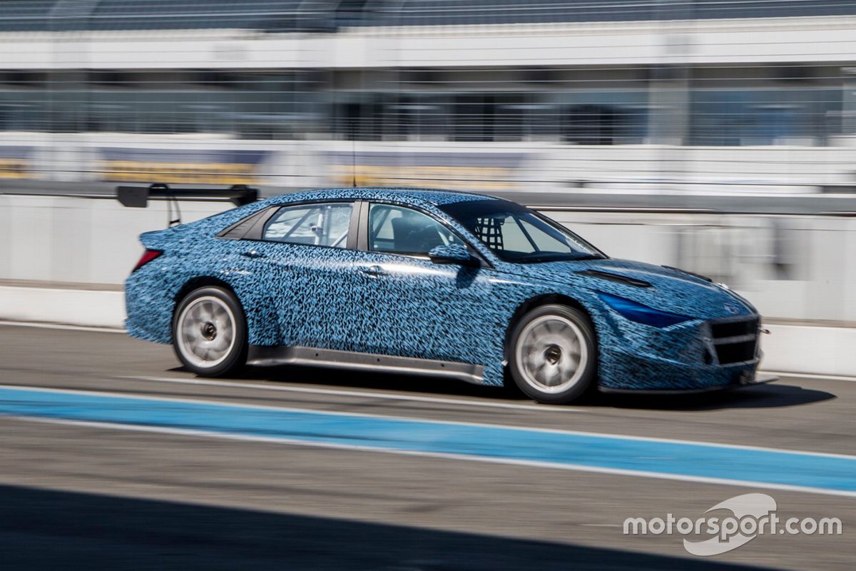 Hyundai Elantra N TCR