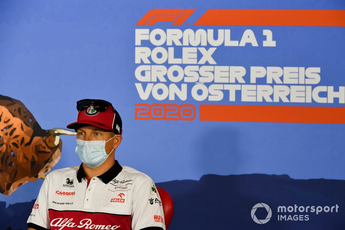 Kimi Raikkonen, Alfa Romeo durante la conferenza stampa