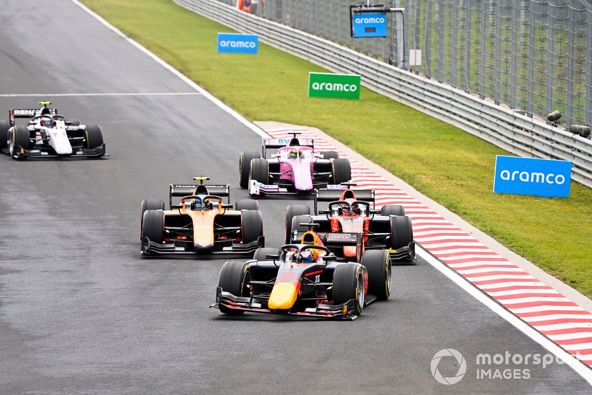 Yuki Tsunoda, Carlin, Nobuharu Matsushita, MP Motorsport y Guilherme Samaia, Campos Racing