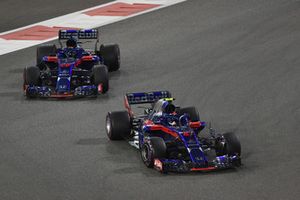 Pierre Gasly, Toro Rosso STR13 and Brendon Hartley, Toro Rosso STR13