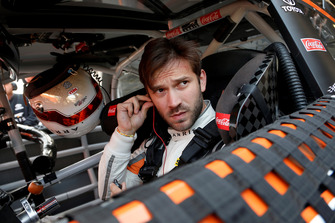 Daniel Suarez, Joe Gibbs Racing, Toyota Camry ARRIS