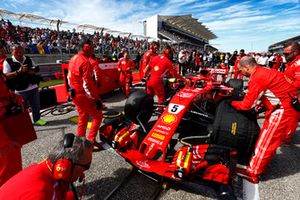 Sebastian Vettel, Ferrari SF71H, in griglia di partenza