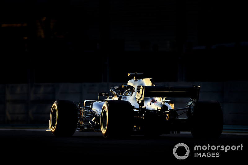 Lewis Hamilton, Mercedes AMG F1 W09 EQ Power+
