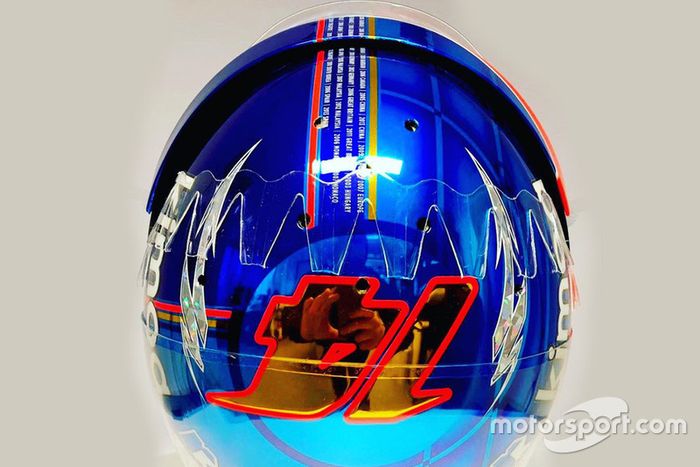 El casco de Fernando Alonso, McLaren, para su última carrera en F1, el GP de Abu Dhabi 2018
