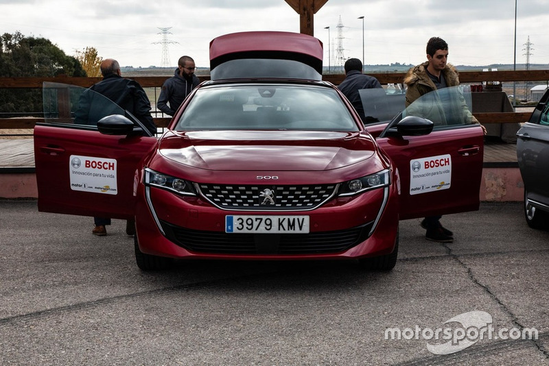 II Curso de Conducción y Nuevas Tecnologías BOSCH - Motor1.com España - Motorsport.com
