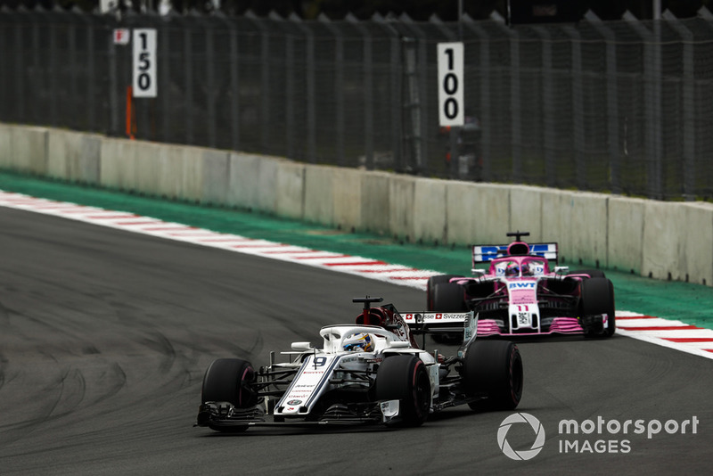 Marcus Ericsson, Sauber C37, leads Sergio Perez, Racing Point Force India VJM11