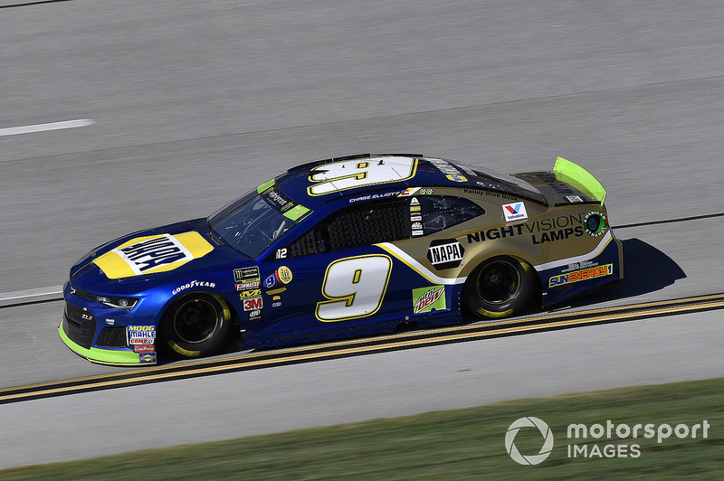 5. Chase Elliott, Hendrick Motorsports, Chevrolet Camaro NAPA NIGHTVISION LAMPS