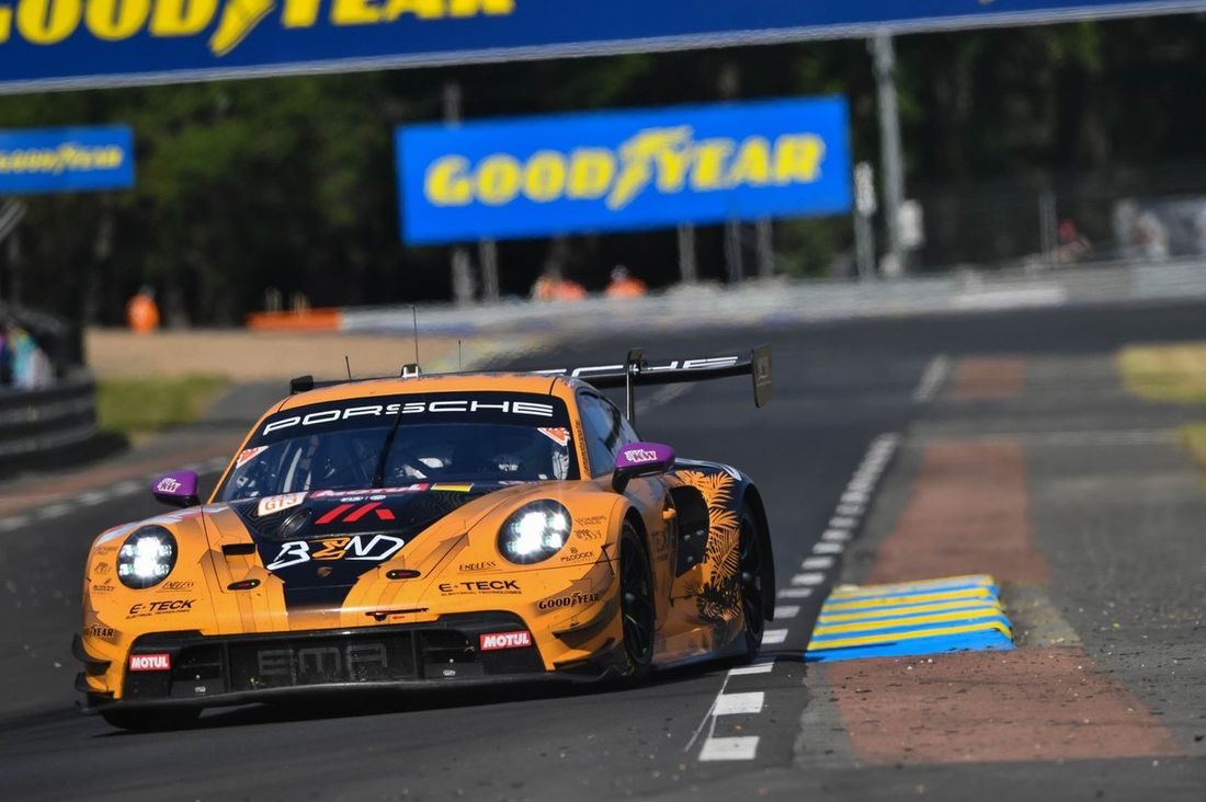 #91 Manthey Ema Porsche 911 GT3 R LMGT3: Yasser Shahin, Morris Schuring, Richard Lietz