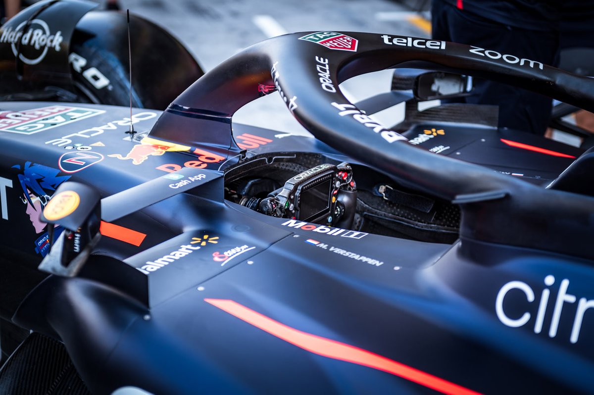 Red Bull RB18: Blick ins Cockpit