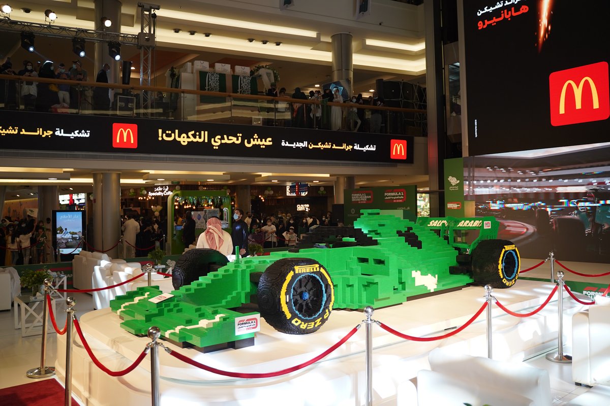 الاتحاد السعودي للسيارات والدراجات النارية يبني أكبر مجسم لسيارة فورمولا واحد في العالم