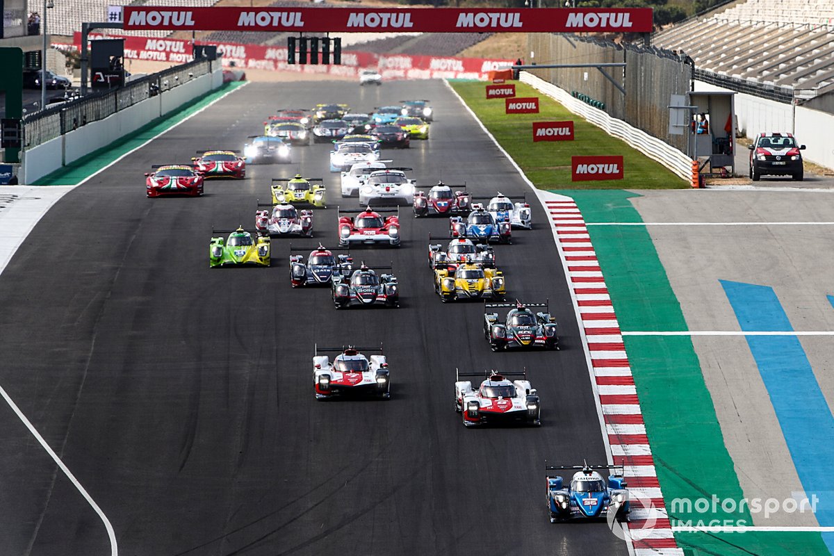 Salida de las 8 horas de Portimao del WEC 2021