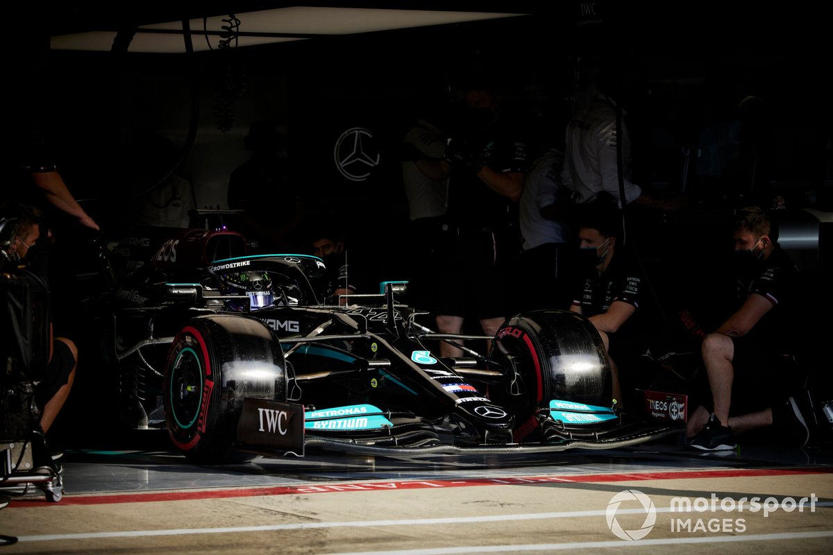 Lewis Hamilton, Mercedes W12