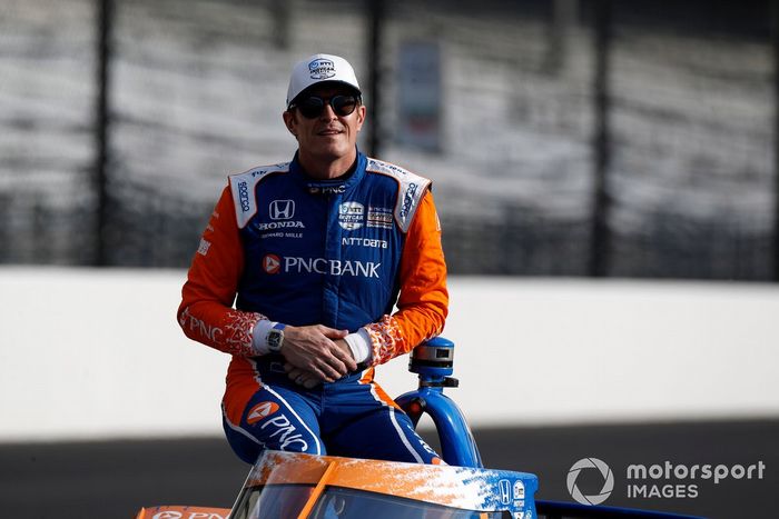 Scott Dixon, Chip Ganassi Racing Honda celebra la obtención del premio NTT P1 y la pole position