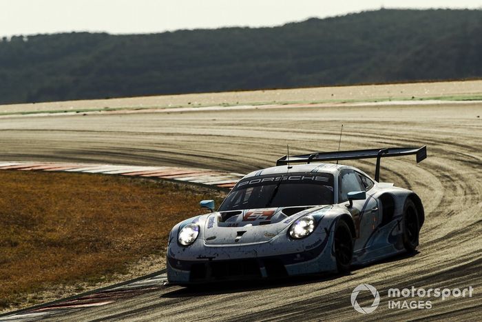 #56 Team Project 1 Porsche 911 RSR - 19: Egidio Perfetti, Matteo Cairoli, Riccardo Pera 