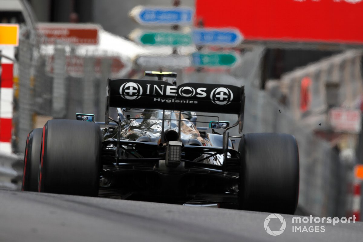 Lewis Hamilton, Mercedes W12